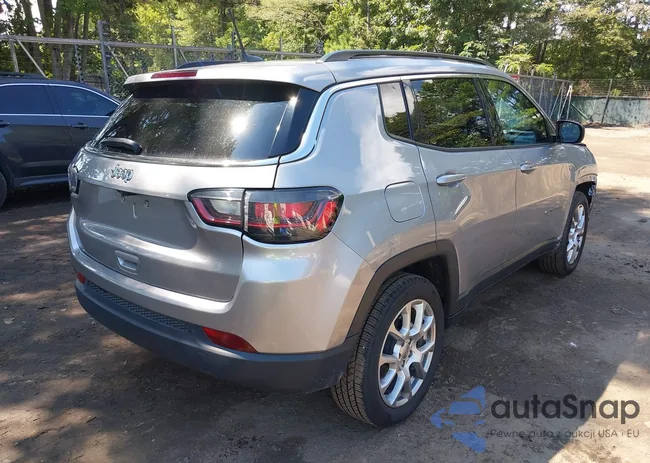 3C4NJDFB4NT207018: 43215646