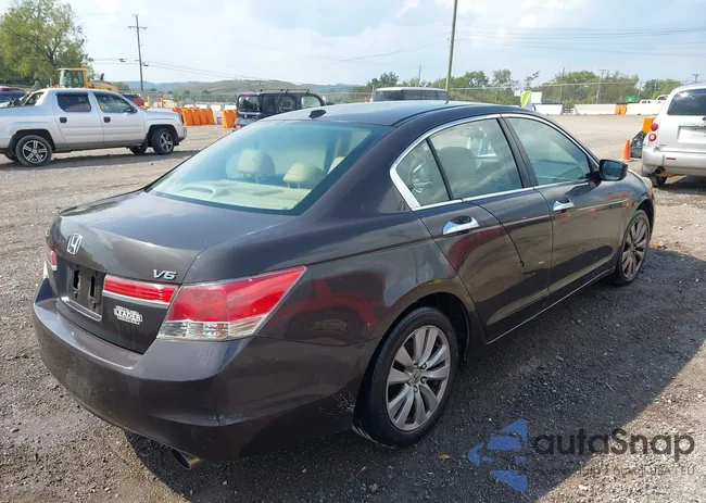 1HGCP3F88BA005162: 43215709