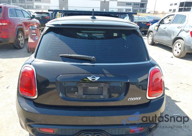 WMWXP7C50F2A42109: 43216989