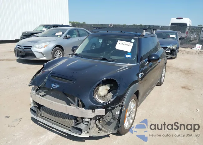 WMWXP7C50F2A42109: 43216989