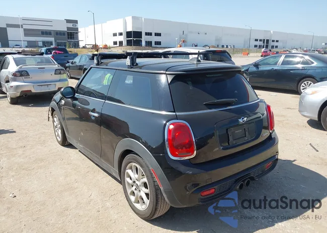 WMWXP7C50F2A42109: 43216989