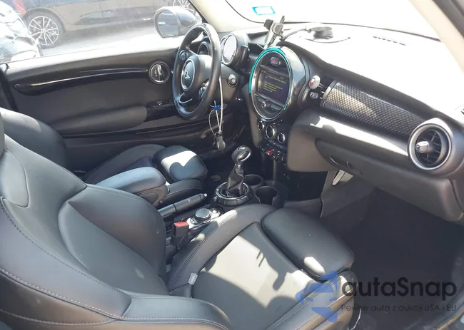 WMWXP7C50F2A42109: 43216989