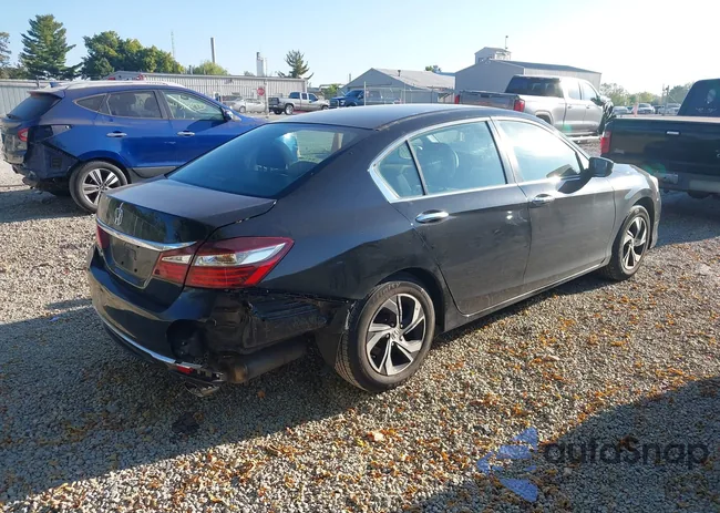 1HGCR2F33HA288586: 43217054