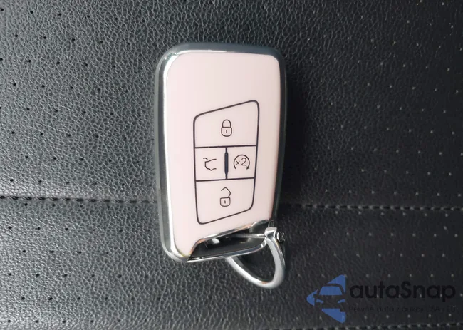 3VVCB7AX0NM173051: 43217244