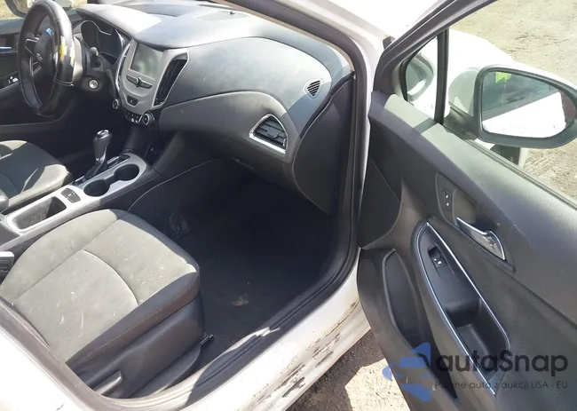 1G1BC5SM4J7164981: 43216887