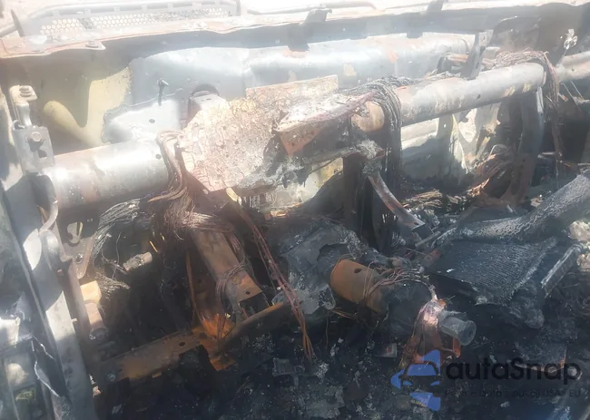 1GCPWCED6KZ128204: 43218083