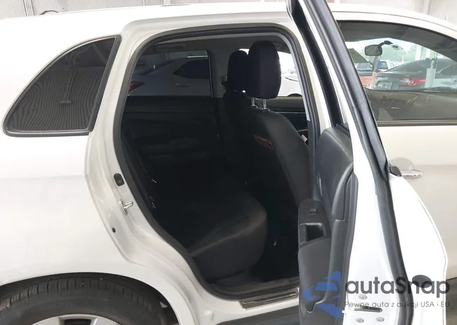 4A4AP3AU9EE010712: 43218101