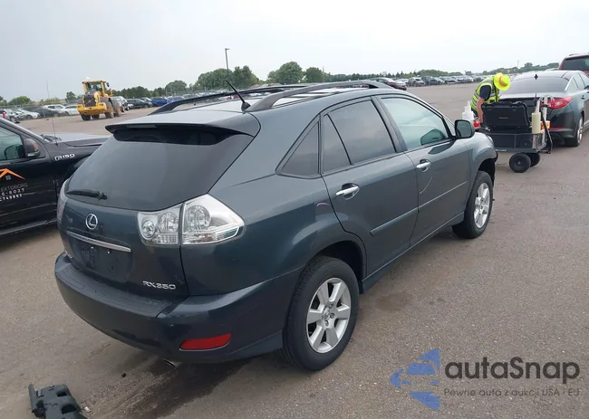 2T2HK31UX8C073518: 43218126