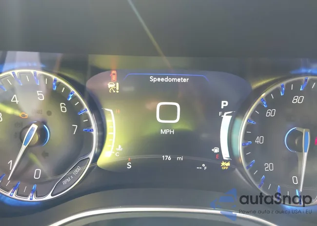 2C4RC1GG2TR161564: 43218200