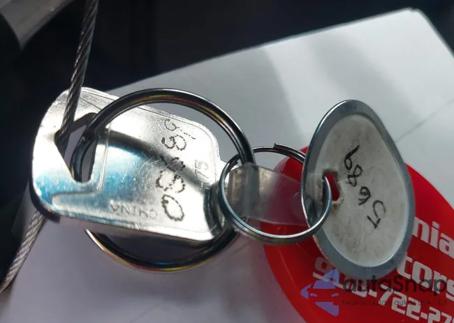 1FTNE24L48DA78924: 43218441