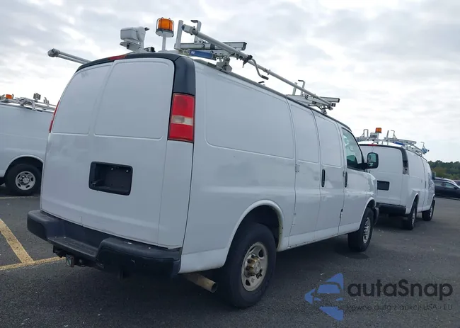 1GCWGFCF6F1159438: 43218444