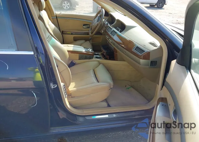 WBAHN83588DT86713: 43219084