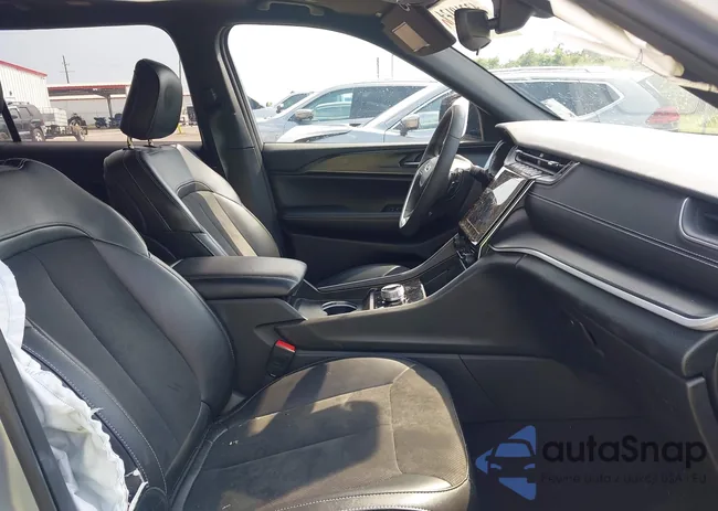 1C4RJKAG9R8930148: 43219124