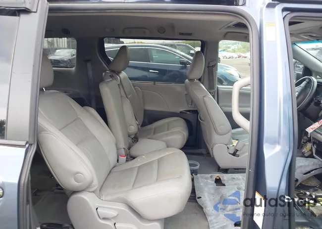 5TDYZ3DC2HS868749: 43219164