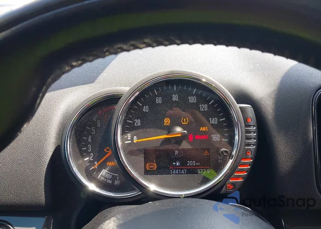 WMZYS7C33H3B62732: 43218545