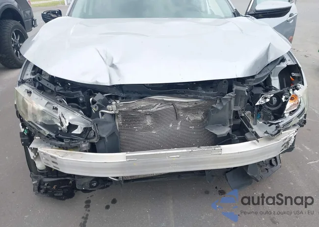 2HGFC2F50JH572913: 43218575