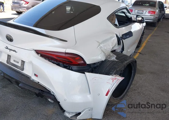 WZ1DB0C0XNW047016: 43218589