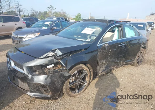 W1K3G4FB4NJ351803: 43218630