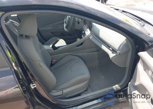 KMHLM4DG9RU697167: 43218733