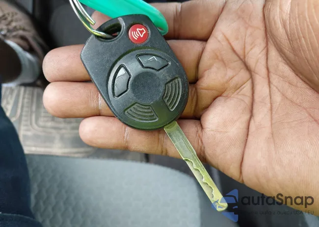 1FMCU9GD8HUD92157: 43218773