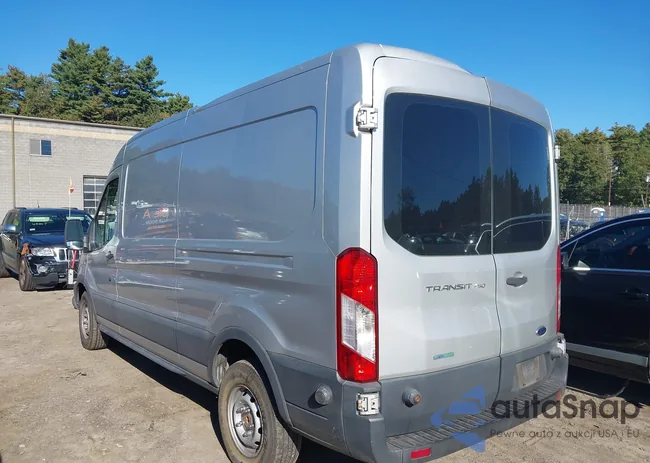 1FTNR2CG5FKA26882: 43218778