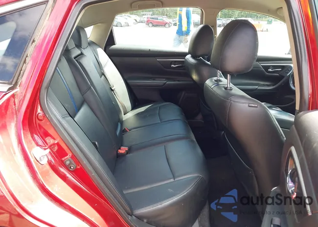 1N4AL3AP5JC191588: 43218884