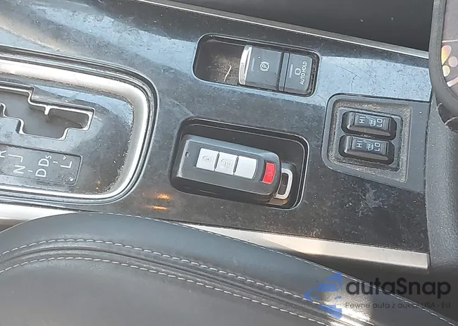 JA4AD3A36KZ035377: 43218904