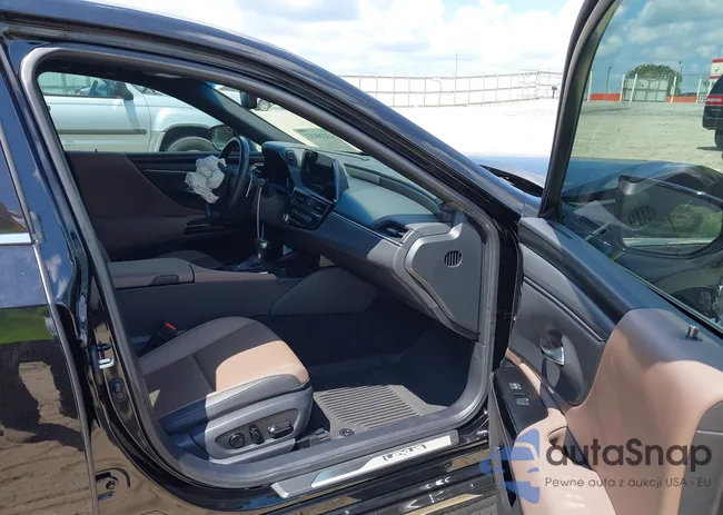 58ADZ1B11RU167271: 43220153