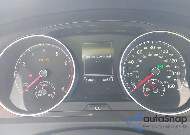 3VWD17AU2JM762959: 43220261