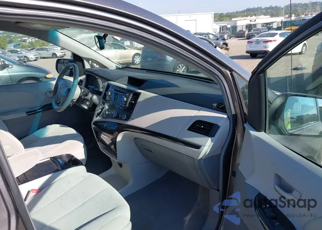 5TDKK3DC6BS045758: 43220487