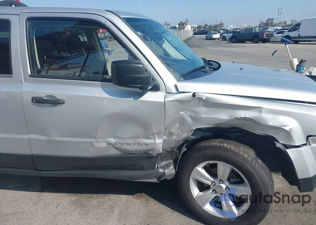 1C4NJRBB0ED621471: 43219544