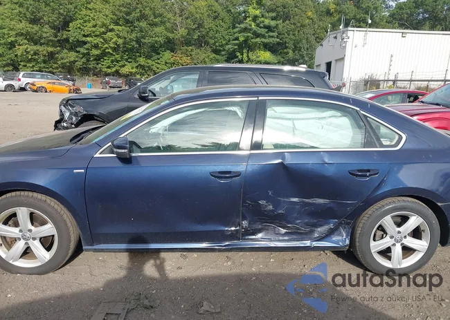 1VWAT7A33EC024244: 43219622