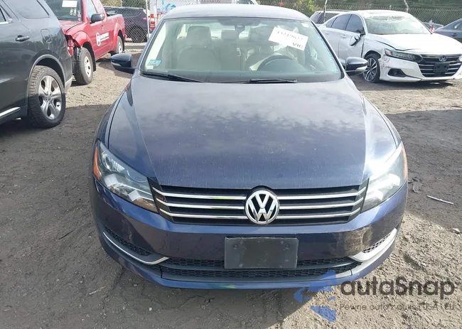 1VWAT7A33EC024244: 43219622