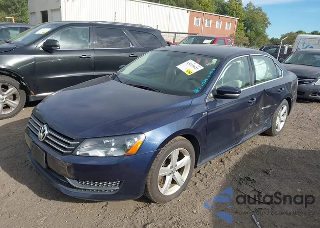 1VWAT7A33EC024244: 43219622