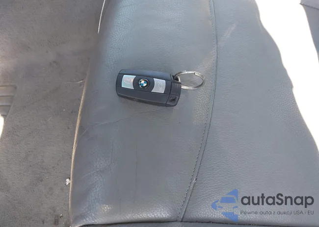 WBAVB735X8P101739: 43219760