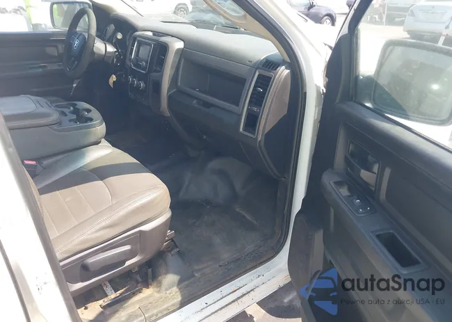 3C6TR4CT1HG623996: 43220913