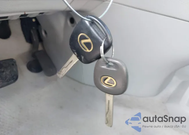 2T2HK31U89C104735: 43220948