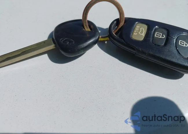 KMHTC6AD7EU198077: 43220953