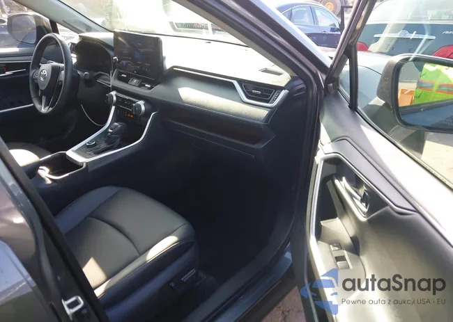 JTMD6RFV9RD136933: 43221171