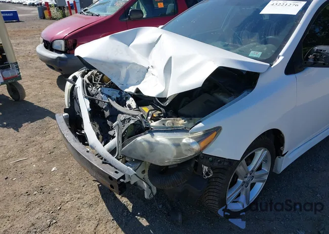 2T1BU4EE1DC964319: 43221276