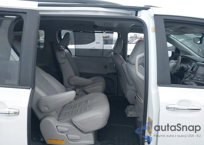 5TDYK3DC8BS005157: 43221318