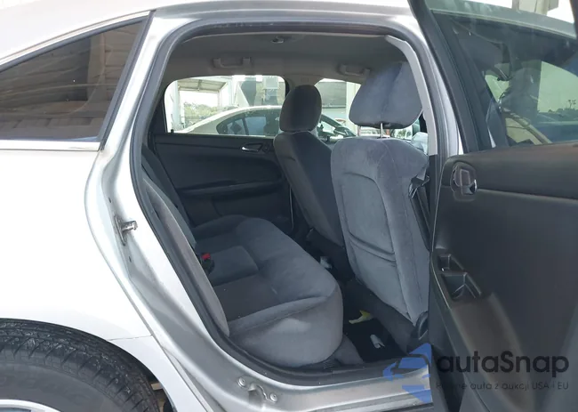 2G1WB57KX91276009: 43221321