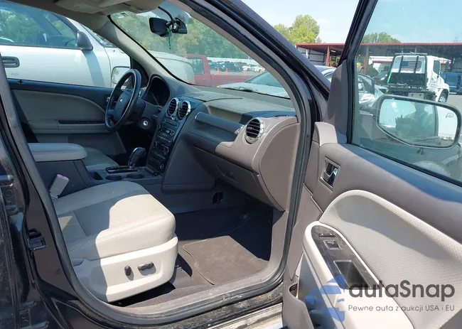 1FMDK02W48GA09358: 43221334