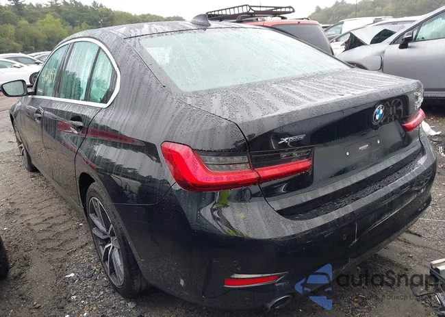 3MW5R7J00L8B04384: 43221493