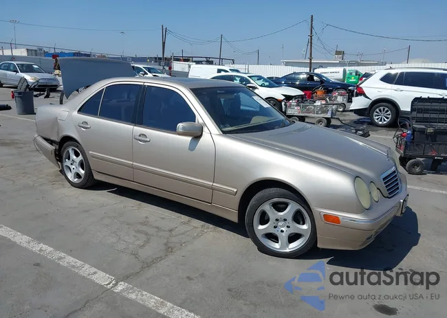 WDBJF65J61B369635: 43221505