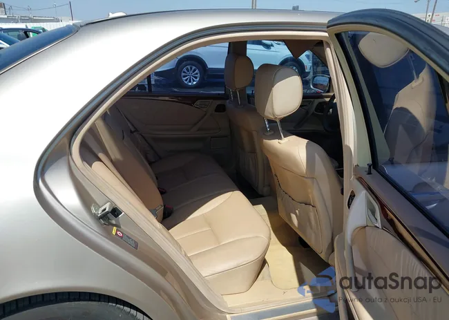 WDBJF65J61B369635: 43221505