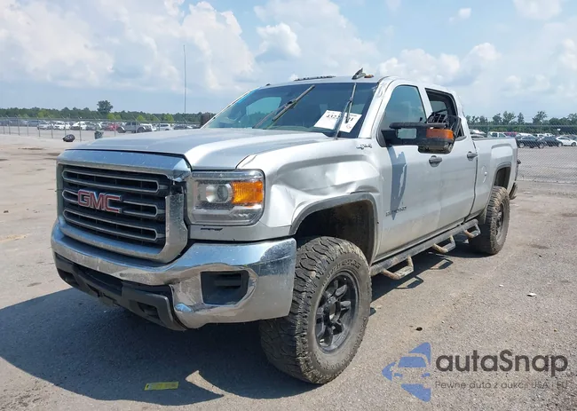 1GT12REG9JF241045: 43220791