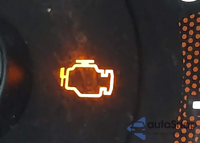 3C4NJDAB3JT176569: 43220869