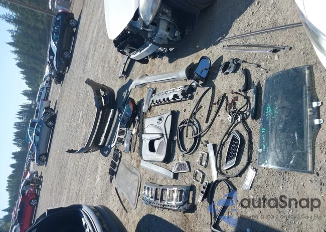 3C4NJDAB3JT176569: 43220869