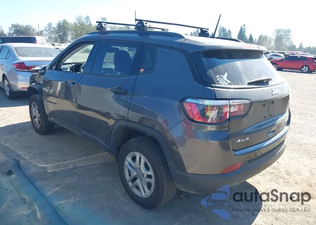 3C4NJDAB3JT176569: 43220869